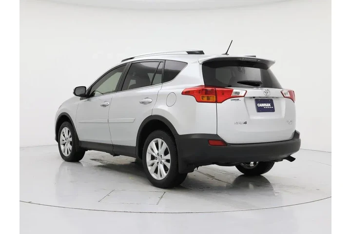 $25998 : Toyota RAV4 2015 AWD Limited image 2