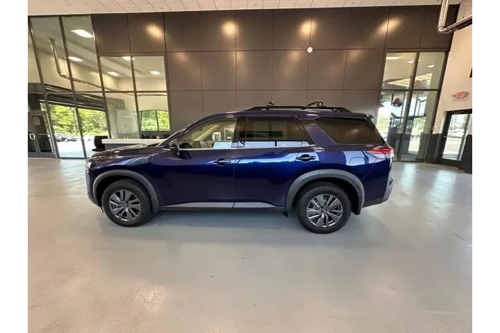 $28495 : Nissan Pathfinder 2022 AWD S image 3
