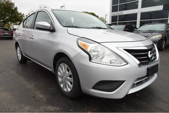 $9590 : 2019 VERSA image 4
