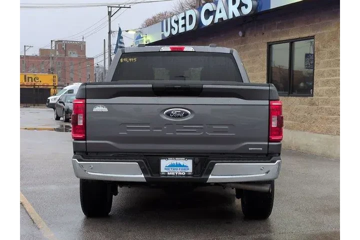 $32851 : Ford F-150 2023 4x4 XLT 4dr image 5