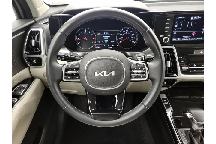 $31998 : Kia Sorento 2022 AWD SX 4dr image 10