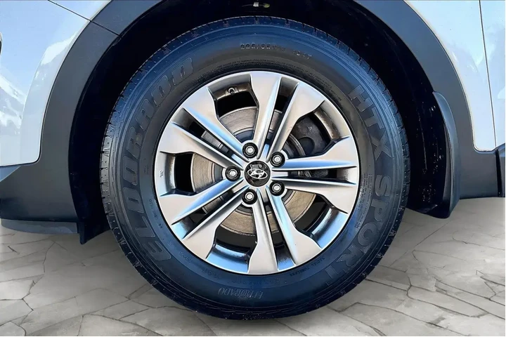 $10988 : Hyundai SANTA FE Sport 2016 image 9