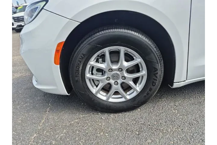 $36986 : Chrysler Pacifica 2026 Selec image 5