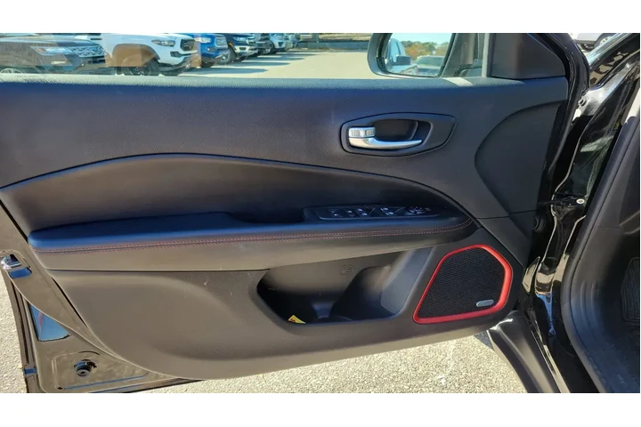 $16995 : Jeep Compass 2020 4x4 Trailh image 5