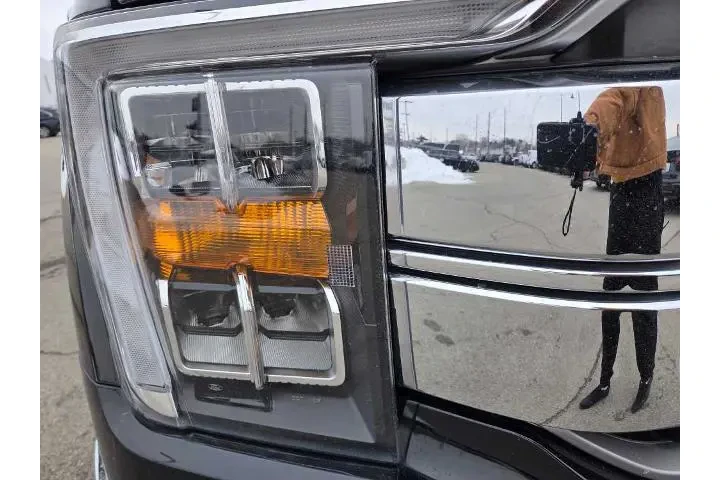 $37383 : Ford F-150 2021 4x4 Lariat 4 image 8