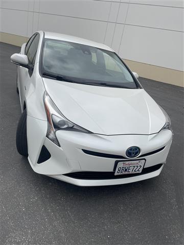 $12785 : 2017 Toyota Prius $12,785 image 1