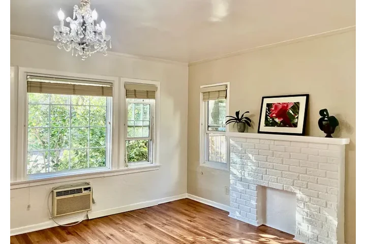 $1950 : Appliances included are stove, image 1