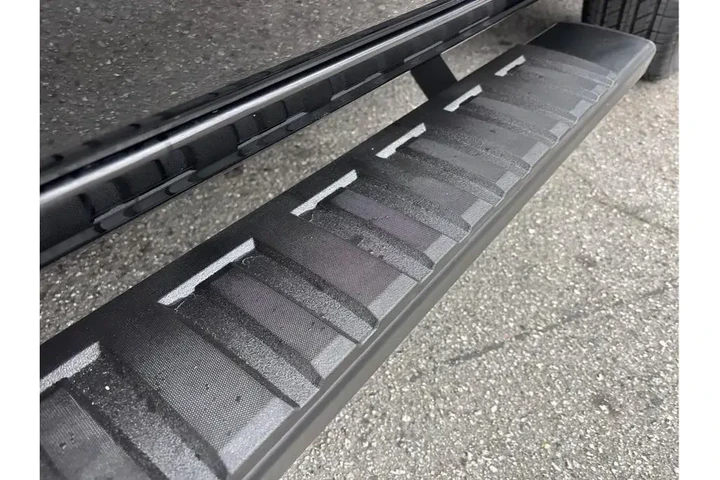 $36388 : Ram 1500 2020 4x2 Laramie 4d image 9