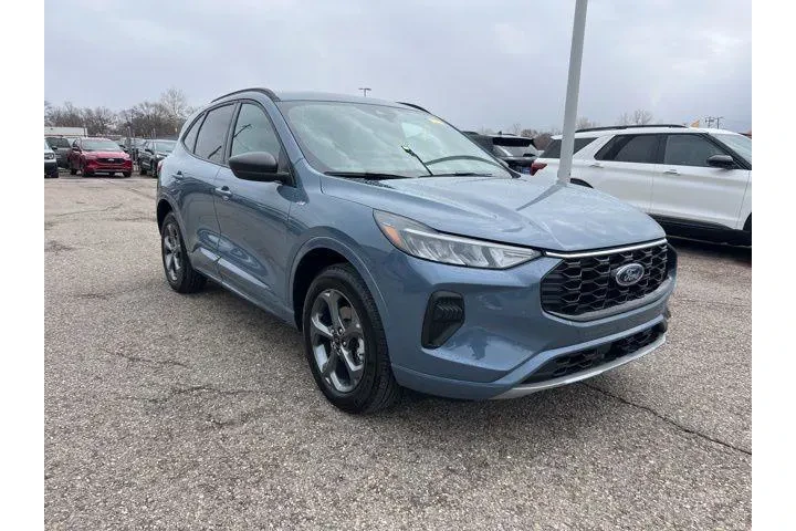 $24822 : Ford Escape 2024 AWD ST-Line image 3