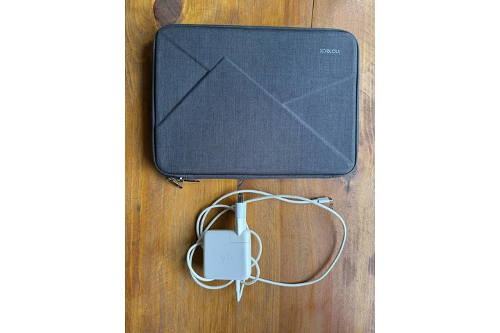MacBook Pro 13" 2020 Gris image 4