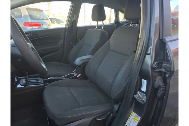 $8999 : 2019 Fiesta SE image 10