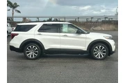 $35990 : Ford Explorer 2021 AWD ST 4d thumbnail