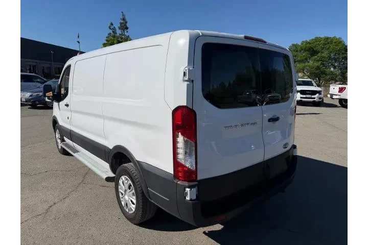 $34000 : Ford Transit 2024 250 3dr SW image 3
