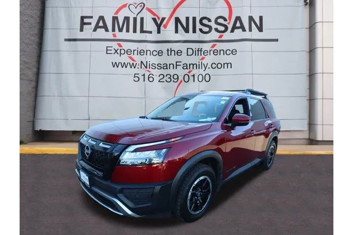 $32746 : Nissan Pathfinder 2024 AWD R image 6