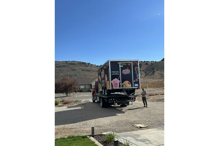 Servicios de grúa towing image 3