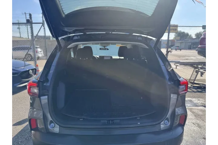 $23995 : 2023 Escape Active image 10