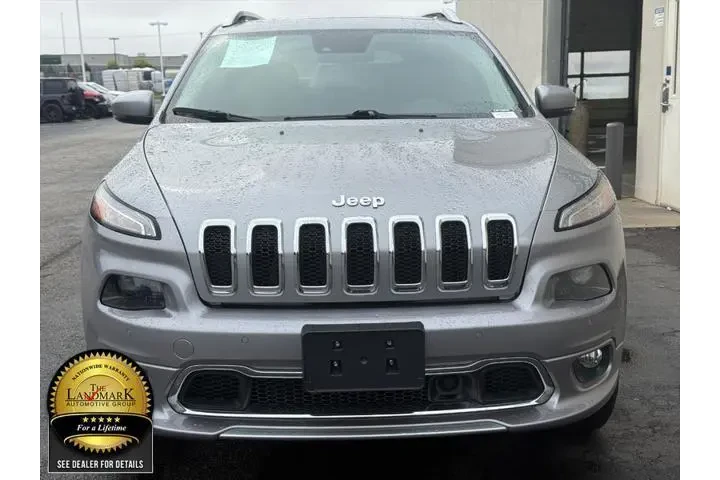 $17995 : Jeep Cherokee 2017 4x4 Overl image 9