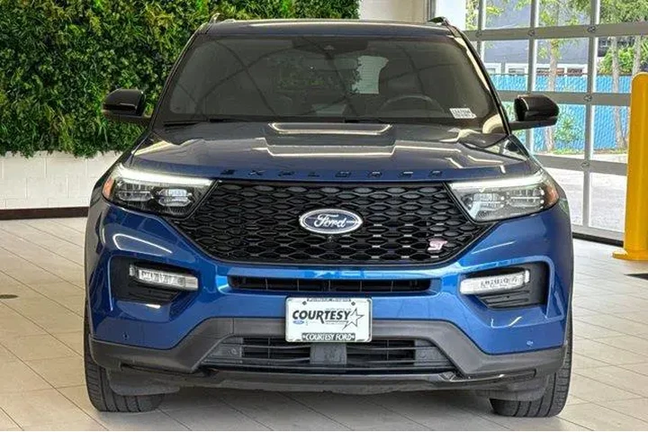 $28897 : Ford Explorer 2020 AWD ST 4d image 9