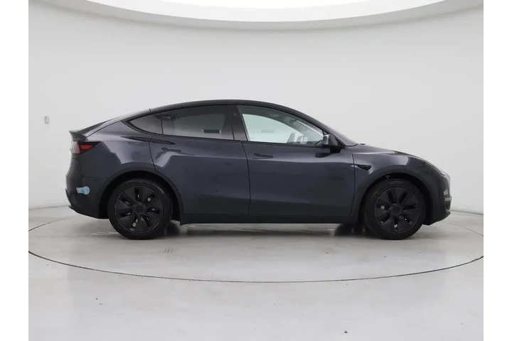 $39998 : Tesla Model Y 2025 Long Rang image 7