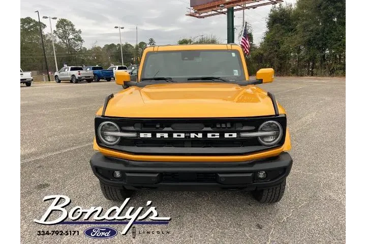 $38603 : Ford Bronco 2022 4x4 Outer B image 2
