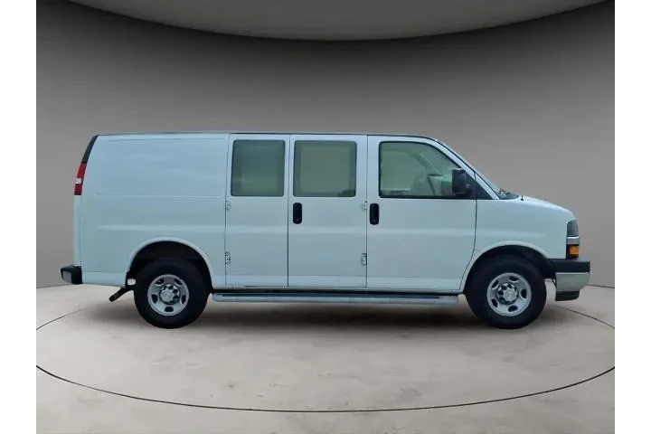 $25000 : Chevrolet Express 2020 2500 image 6