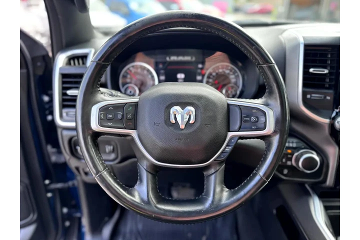 2023 RAM 1500 Laramie image 10