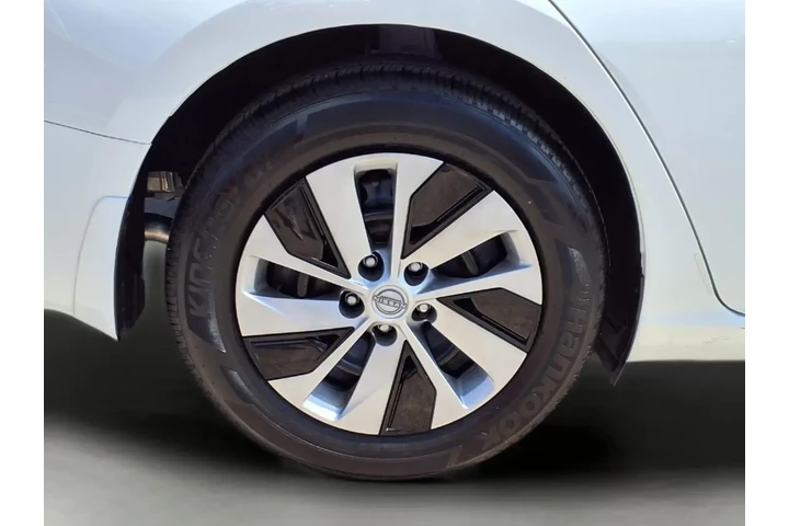 $21595 : Nissan Altima 2025 2.5 S 4dr image 9