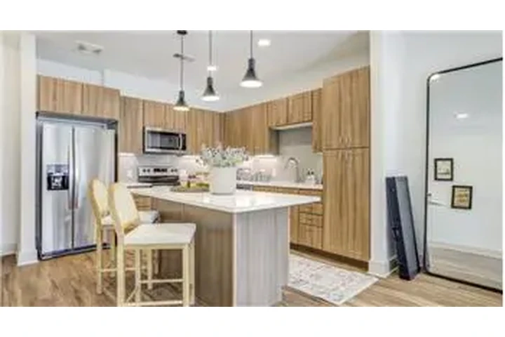 $2220 : Rental property with 3 bedro image 10