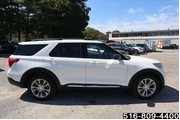 $28947 : Ford Explorer 2022 AWD XLT 4 thumbnail