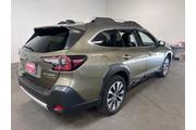 $31546 : Subaru Outback 2023 AWD Tour thumbnail