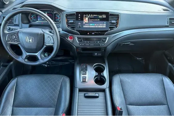 $19991 : Honda Passport 2020 AWD EX-L image 5