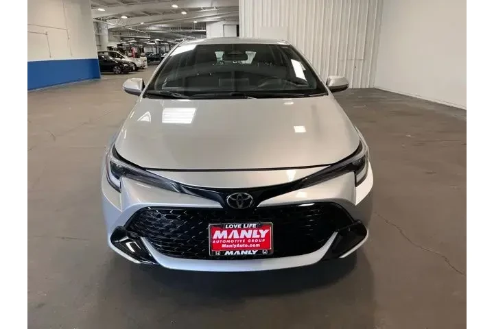 $24462 : Toyota Corolla Hatchback 202 image 8