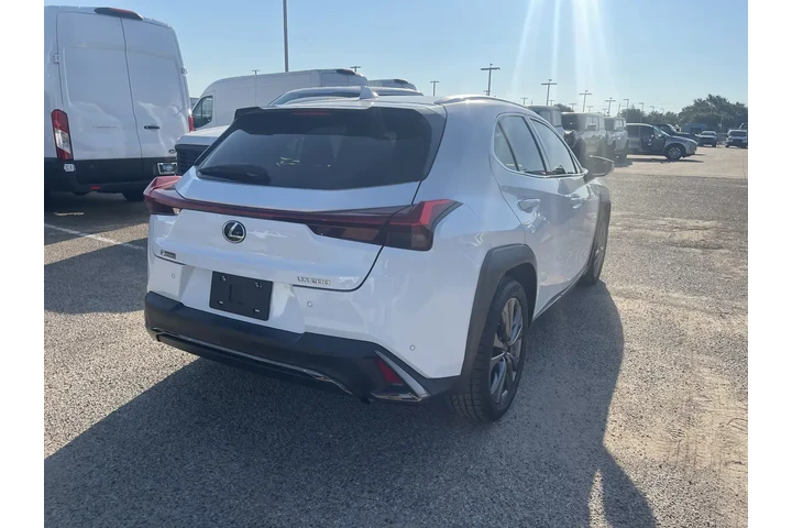 $25159 : Lexus UX 200 2021 F SPORT 4d image 3