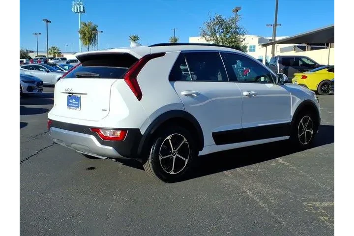 $21779 : Kia Niro 2023 EX 4dr Crossov image 6