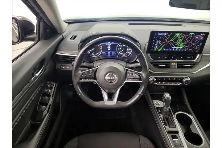 $24998 : Nissan Altima 2023 2.5 SV 4d image 10