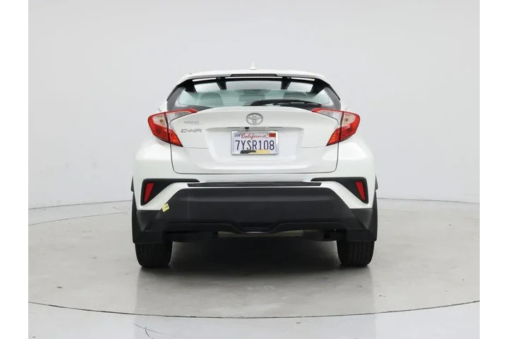 $21998 : Toyota C-HR 2018 XLE 4dr Cro image 6
