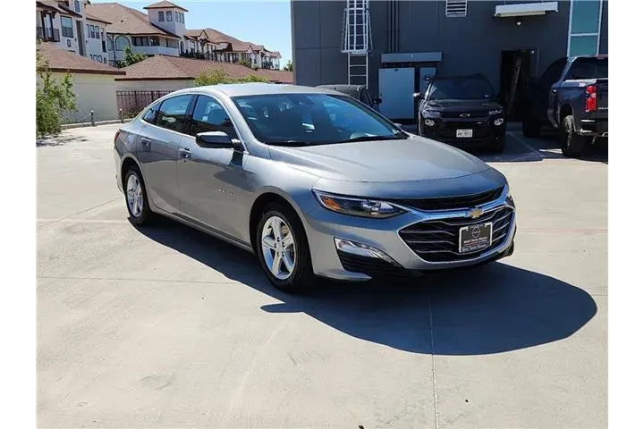$23000 : Chevrolet Malibu 2024 LT 4dr image 7
