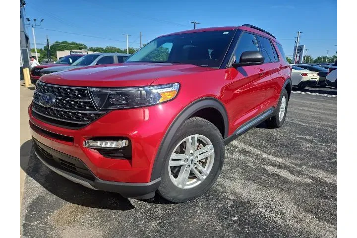 $34025 : Ford Explorer 2023 AWD XLT 4 image 3