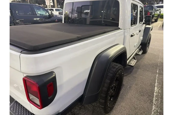 $39991 : Jeep Gladiator 2023 4x4 Moja image 4