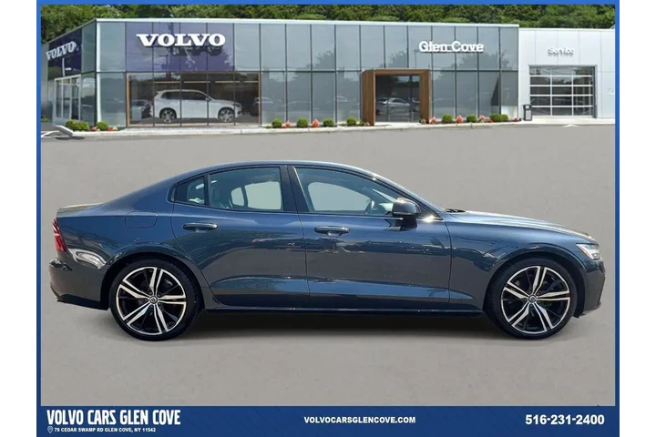 $22000 : Volvo S60 2021 AWD T5 R-Desi image 3