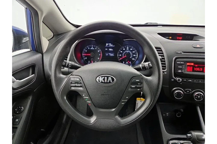$10599 : Kia Forte 2018 LX 4dr Sedan image 10