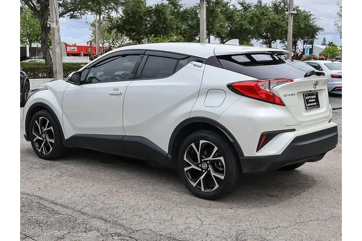 $20890 : Toyota C-HR 2021 LE 4dr Cros image 7