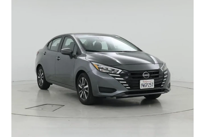 $20998 : Nissan Versa 2025 SV 4dr Sed image 1