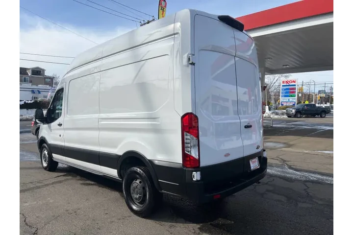 $25499 : 2022 Transit 250 image 7