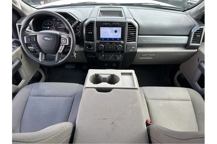 $51997 : 2021 Super Duty F-450 DRW XLT image 5