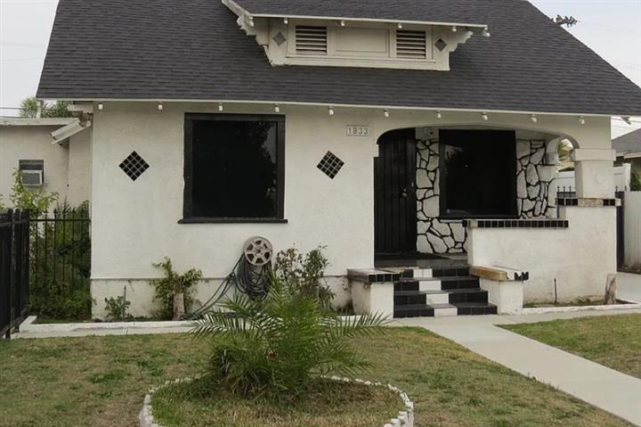 $2450 : House for rent in Los Angeles image 1