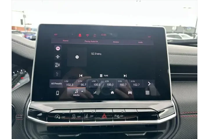 $26599 : Jeep Compass 2024 4x4 Trailh image 9