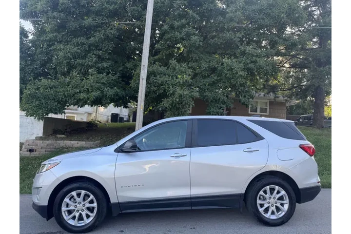 $14999 : 2021 Equinox LS image 4