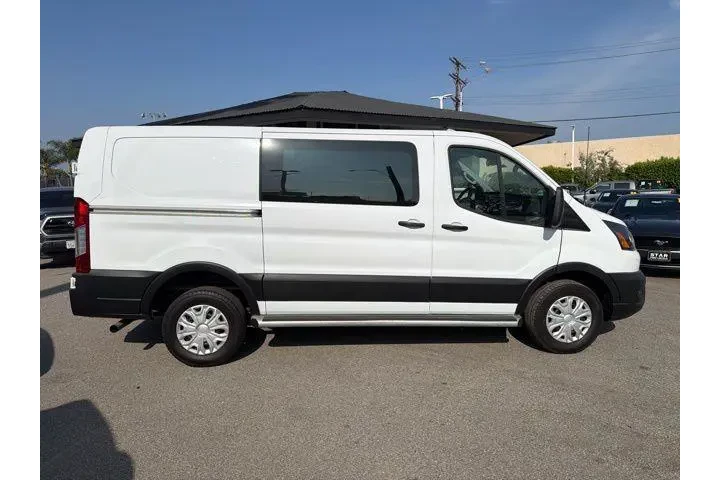 $32795 : Ford Transit 2024 250 3dr SW image 8