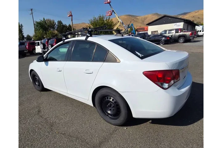 $5777 : 2015 Cruze L Manual image 5